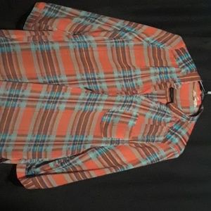 Long sleeve plaid shirt